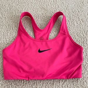 Nike sports bra M